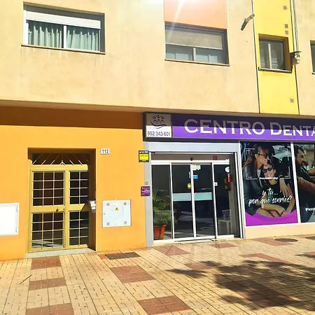 Appartamento Ave Huelin 3rooms Con Parking Y Ac
