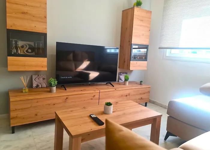 Ave Huelin 3rooms - Con Parking Y A/c