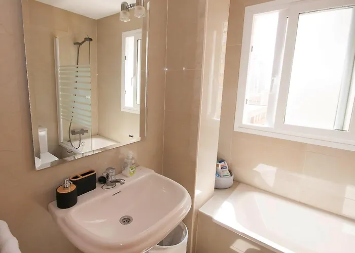 Apartment Ave Huelin 3rooms - Con Parking Y A/c Málaga