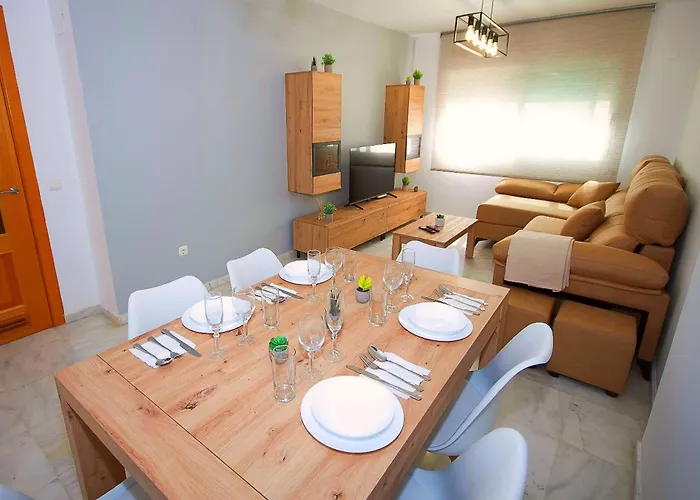 Ave Huelin 3rooms - Con Parking Y A/c
